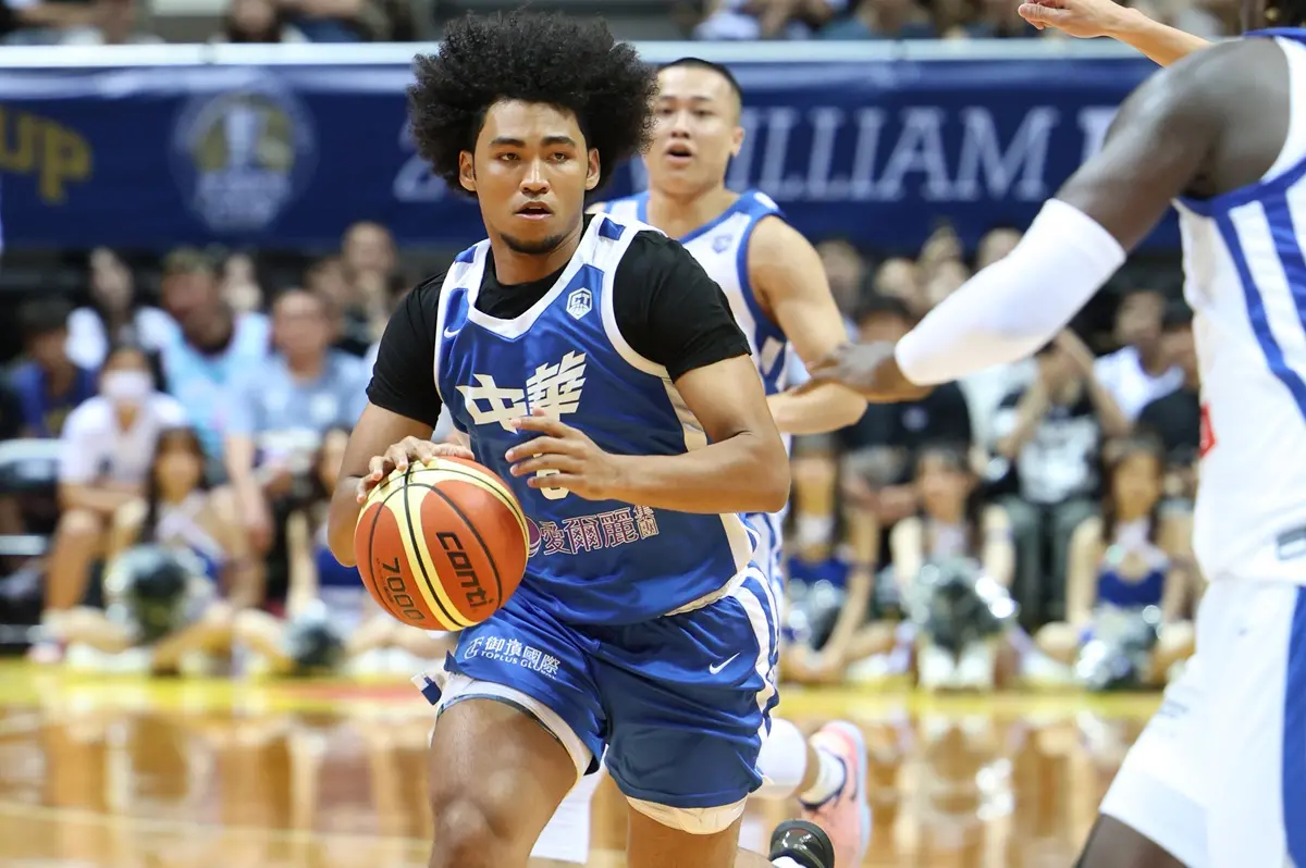 ▲賀丹今天14投8中攻下21分，他在今年瓊斯盃打得很活躍，更敢於積極切入製造犯規，也似乎有更多面框進攻的手段。（圖／中華籃協提供）