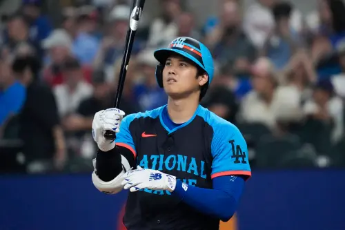 ▲大谷翔平首度以道奇隊球員身分參加明星賽,擔任指定打擊、打第二棒,轟出明星賽生涯首發全壘打。(圖/美聯社/達志影像) ▲大谷翔平首度以道奇隊球員身分參加明星賽,擔任指定打擊、打第二棒,轟出明星賽生涯首發全壘打。(圖/美聯社/達志影像)