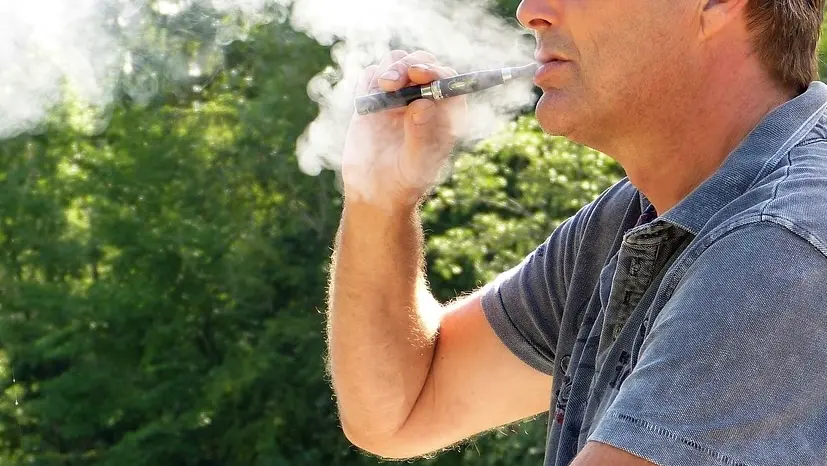 電子煙幫助戒菸？研究揭示：肺病風險「高出4倍」 正確戒菸法曝