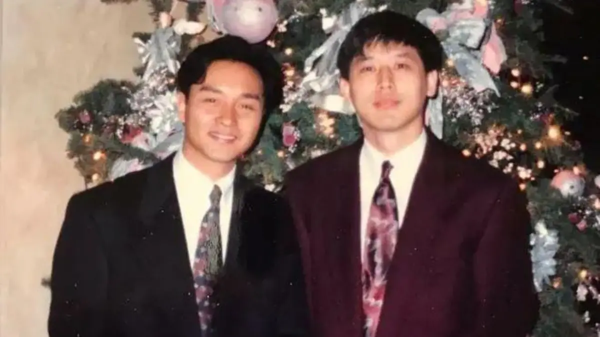 ▲張國榮（左）愛人唐鶴德（右）遭爆「交往小30歲男友育有2子」！挨轟賣深情人設遭粉絲出征，急鎖IG帳號。（圖／微博）