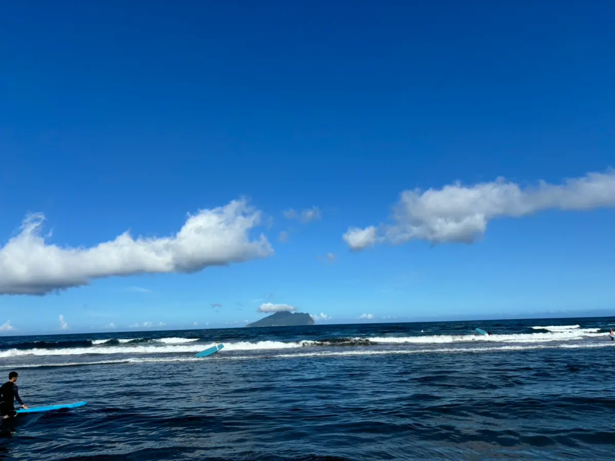 ▲本週六至下週三（7/20至7/24）將會迎接年度大潮，屆時可能會有颱風加成影響，前往海邊要特別小心。（圖／記者張志浩攝）