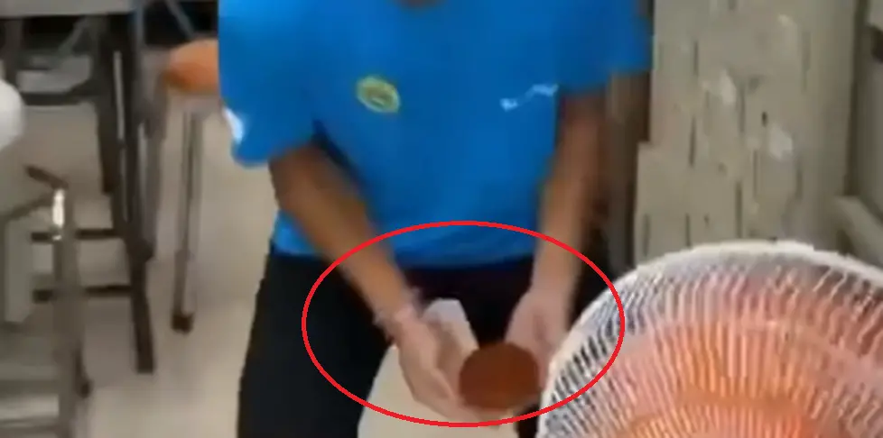 ▲清心店員將冰淇淋、茶凍等物當球拋射，還把過程全部拍下。（圖／翻攝黑豪家族）