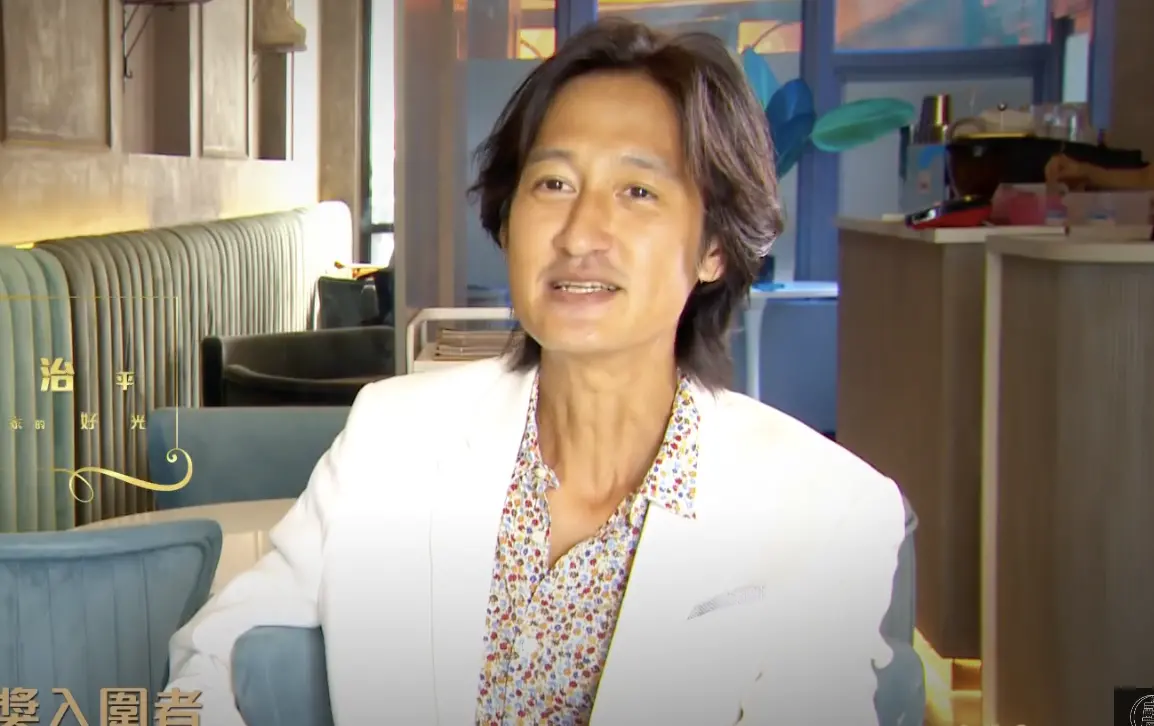 ▲唐治平母親上個月被發現陳屍在家中頂樓，經過一個半月，他無奈表示要認母屍，準備收拾媽媽遺物。（圖／翻攝自YouTube）