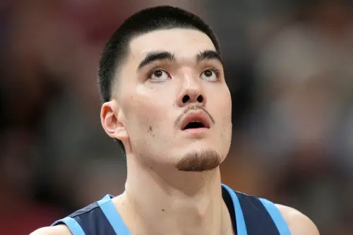 NBA/離譜五秒違例!為何讓周志豪守Butler 灰熊總教練現身說法