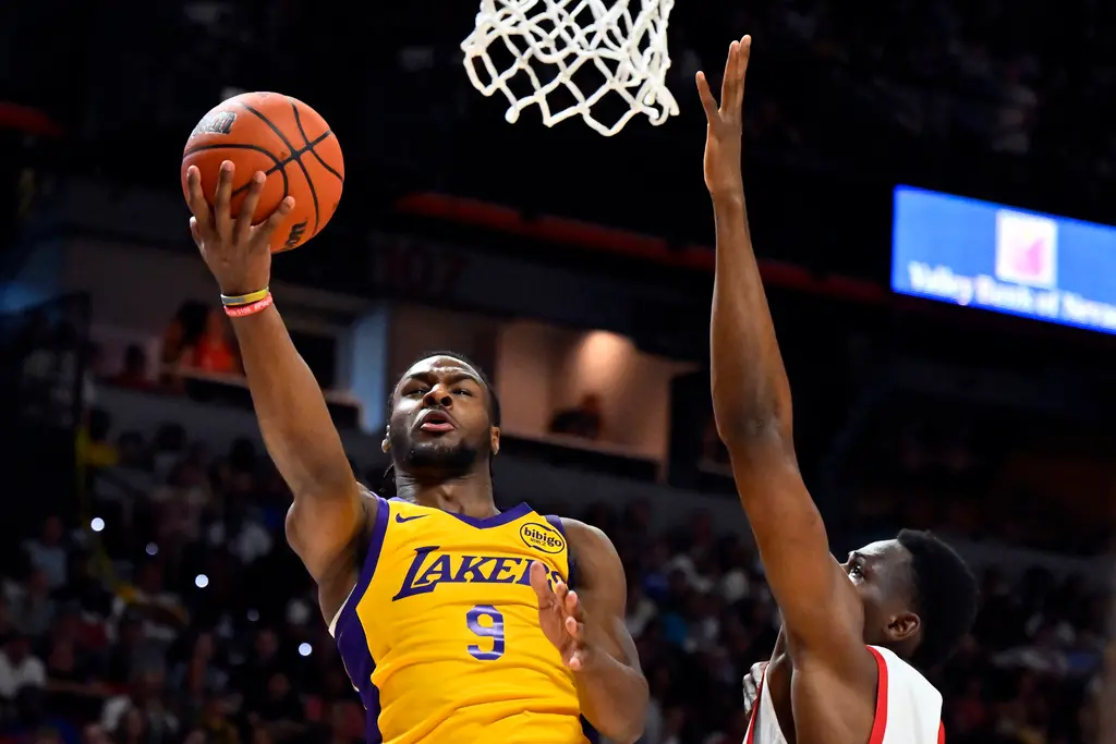 ▲洛杉磯湖人「詹皇之子」Bronny James連兩戰得分上雙，對戰騎士繳出13分，創下夏季聯賽個人得分新高。（圖／美聯社／達志影像）