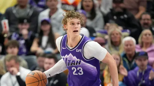 NBA資深作家Kevin Pelton在ESPN節目《The Lowe Post》上表示Lauri Markkanen能幫助勇士重新組建他們奪冠時期的「死亡五小」陣容,因此他們值得付出籌碼來得到他。 ▲NBA資深作家Kevin Pelton在ESPN節目《The Lowe Post》上表示Lauri Markkanen能幫助勇士重新組建他們奪冠時期的「死亡五小」陣容,因此他們值得付出籌碼來得到他。(圖/美聯社/達志影像)