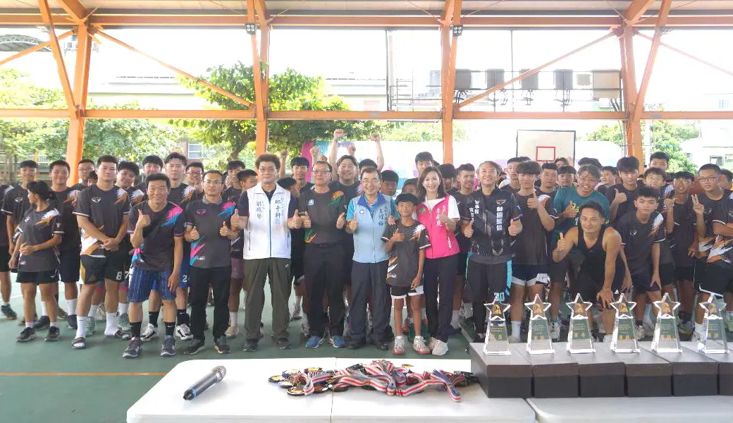 ▲台灣中油公司石化事業部舉辦中油睦鄰盃籃球邀請賽，以增進彼此情誼交流。(圖／台灣中油石化事業部提供)