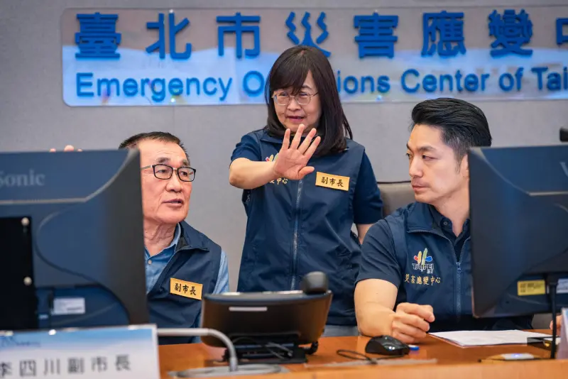 ▲台北市政府稍早宣布台北市是否停班停課。(圖/取自蔣萬安臉書)