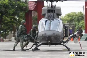 ▲OH-58D戰搜直升機進行油彈補給作業。（圖／記者莊全成攝，2024.07.23）