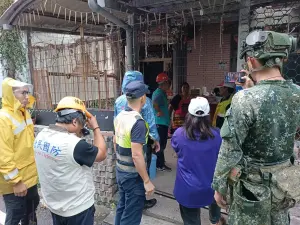 ▲六龜警分局將配合區政單位持續監控災情動態,適時啟動相關撤離或保護措施,確保地方居民安全無虞。(圖/六龜警分局提供) ▲六龜警分局將配合區政單位持續監控災情動態,適時啟動相關撤離或保護措施,確保地方居民安全無虞。(圖/六龜警分局提供)