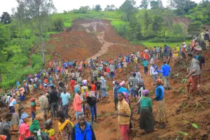 影／衣索比亞最嚴重土石流！居民徒手救災時又遇難　至少229人死
