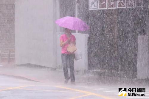 凱米颱風離台威脅仍大！「雨帶結構類似莫拉克」　中南部要小心了
