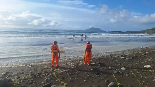 中國漁船金門海域遭撞沉沒！7船員落海、3獲救4失聯　海巡搜救中
