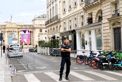 為了維護巴黎奧運的治安,法國政府動用大批警力來維護。(圖/記者廖聿偉攝) ▲巴黎奧運治安升級,法國政府動用大批警力來維護。(圖/記者廖聿偉攝)