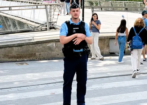 為了維護巴黎奧運的治安,法國政府動用大批警力來維護。(圖/記者廖聿偉攝) ▲為了維護巴黎奧運的治安,法國政府動用大批警力來維護。(圖/記者廖聿偉攝)