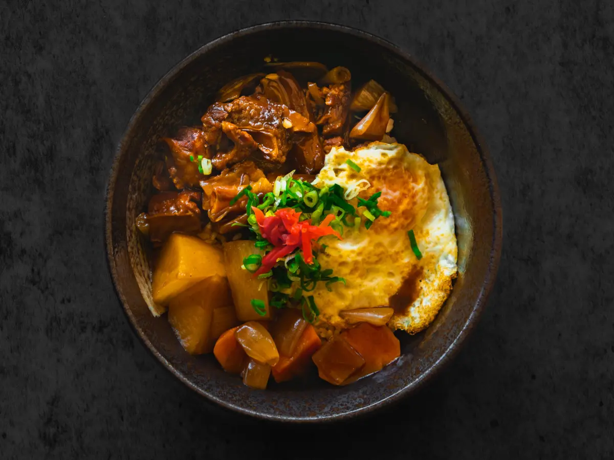 ▲普橘島分享「牛腩燴飯」食譜作法，大人小孩都愛吃。（圖／普橘島提供）