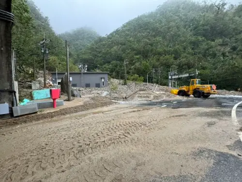 ▲蘇花公路多路段發生土石流或崩塌情況。（圖/公路局東區養護工程分局）