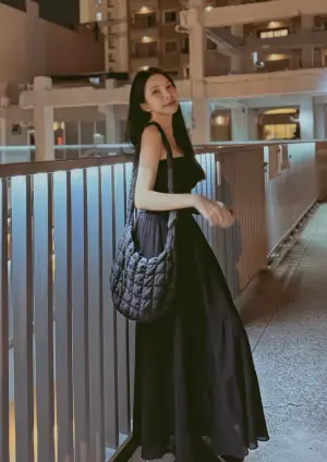 ▲國光女神蘇心甯(Lala)從節目《國光幫幫忙》出道,憑著姣好的外貌和火辣的身材,獲得大批粉絲的支持與喜愛,演藝事業越來越順遂,經常受邀參與錄製各個綜藝節目。(圖/蘇心甯IG) ▲國光女神蘇心甯(Lala)從節目《國光幫幫忙》出道,憑著姣好的外貌和火辣的身材,獲得大批粉絲的支持與喜愛,演藝事業越來越順遂,經常受邀參與錄製各個綜藝節目。(圖/蘇心甯IG)