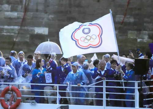 奧運開幕全紀錄／大雨來襲！中華隊淋雨登場　巴黎經典畫面一次看
