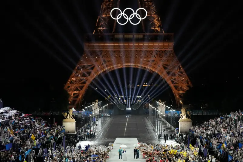 我在巴黎奧運／浪漫之都雨與淚！席琳狄翁天籟美聲唱出運動員精神