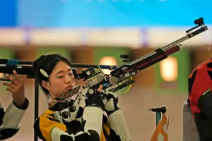 奧運射擊／巴黎第一金出爐！射擊霸主中國黃雨婷、盛李豪戰勝韓國
