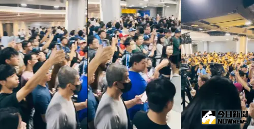 ▲李珠珢登上大巨蛋上班路。(圖/讀者提供) ▲李珠珢登上大巨蛋上班路。(圖/讀者提供)