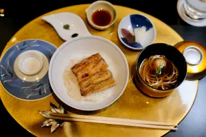 JR東日本大飯店台北B1的「HAYASE日本料理」推出懷石料理套餐,菜色包含「鰻魚丼飯」。(圖/記者葉盛耀攝) ▲JR東日本大飯店台北B1的「HAYASE日本料理」推出懷石料理套餐,菜色包含「鰻魚丼飯」。(圖/記者葉盛耀攝)
