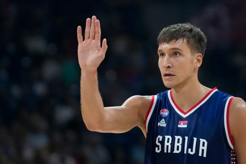 ▲塞爾維亞球星、也是NBA亞特蘭大老鷹射手Bogdan Bogdanovic賽前被問到是否有信心擊敗美國隊時，拒絕做出回答，理由是不想給對手額外的動力。（圖／美聯社／達志影像）