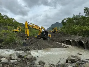颱風「凱米」雨彈襲台!公路局:13處道路段受災 多數7月底搶通