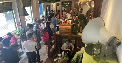 越共咖啡在台北車站附近的首家台灣分店吸引大量民眾前來朝聖。(圖/記者賴正琳攝於2024.07.29) ▲越共咖啡在台北車站附近的首家台灣分店吸引大量民眾前來朝聖。(圖/記者賴正琳攝於2024.07.29)
