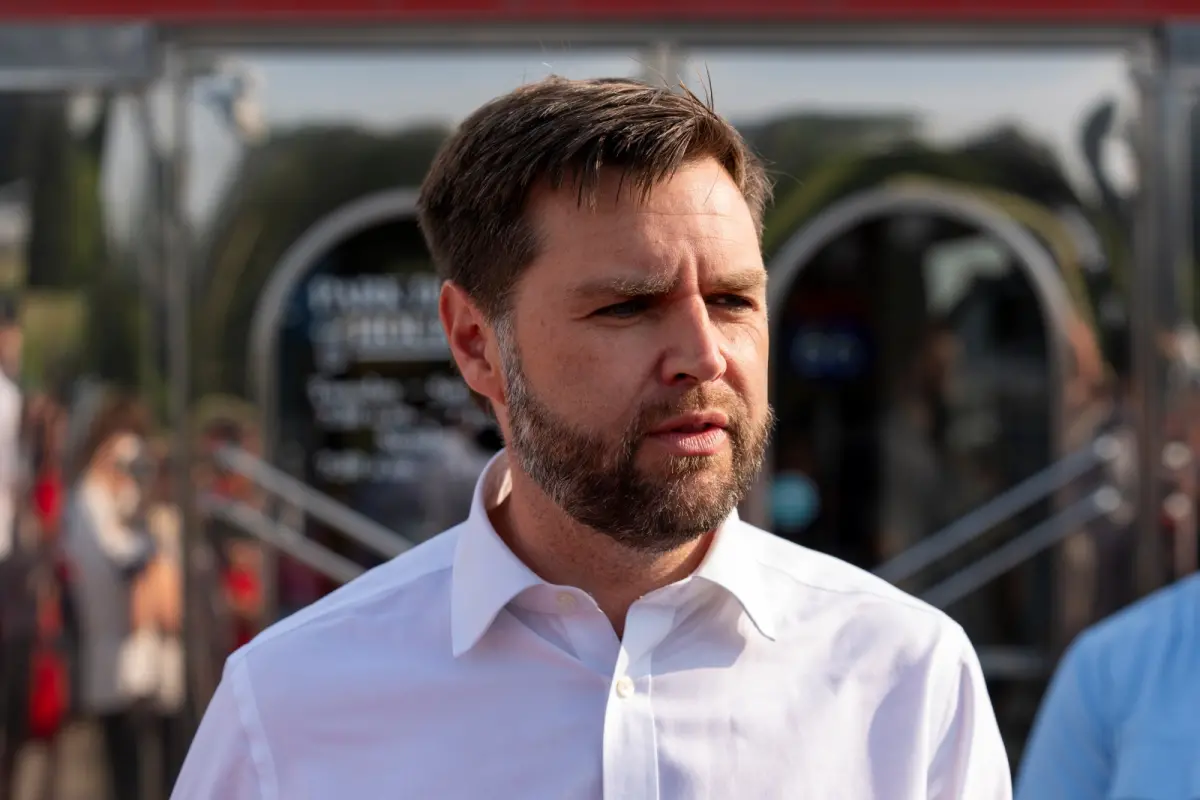 ▲隨著民主黨在「換登」後聲勢看漲，共和黨也開始評估范斯作為川普的副手，是否真能幫助川普贏得關鍵州分。（圖／美聯社／達志影像）