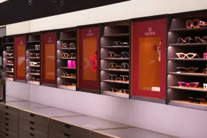 特企/ Balmain與Valentino春夏眼鏡限時快閃 限時登陸台灣