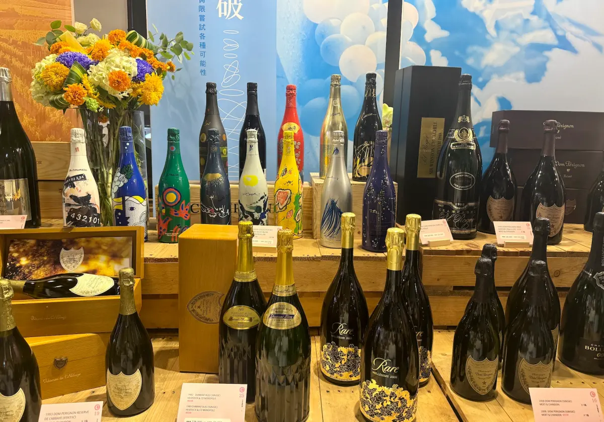 ▲致力推廣世界葡萄酒文化的「誠品酒窖」，即起舉辦全台首場「法國香檳博覽會」，現場匯集法國香檳區46個品牌、逾450款共8000瓶以上精選佳釀。（圖／記者鍾怡婷攝）