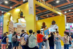台北美福飯店每天將有兩時段推出自助餐廳餐券「買一送一」。(圖/記者葉盛耀攝) ▲台北美福飯店每天將有兩時段推出自助餐廳餐券「買一送一」。(圖/記者葉盛耀攝)