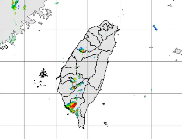 ▲中央氣象署稍早發布大雷雨警戒，提醒民眾慎防劇烈降雨、雷擊、9級以上強陣風、冰雹，溪(河)水暴漲，低窪地區慎防淹水，以及低能見度。（圖／翻攝自中央氣象署）