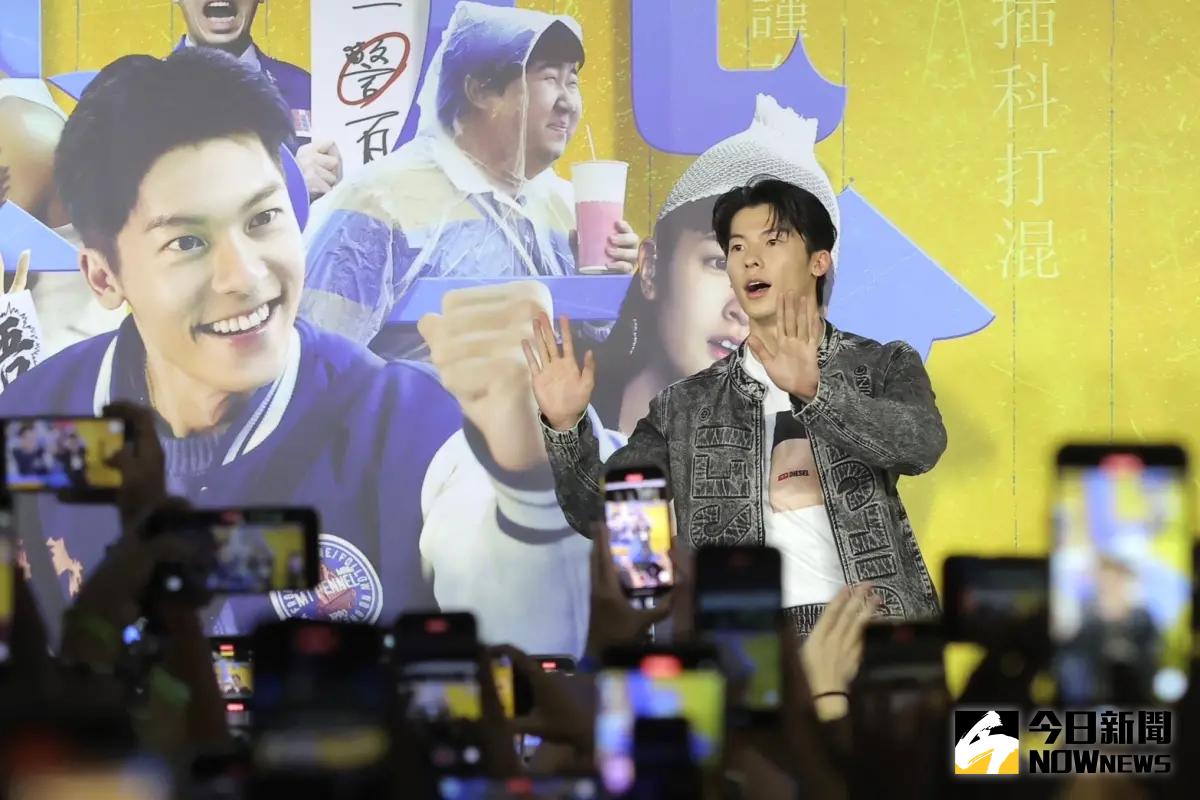 ▲吐槽ig暴紅，AI公開示範吐槽「國民男友」許光漢只是活在濾鏡中。圖為許光漢出席影集《正港分局》活動。（圖／記者李政龍攝）