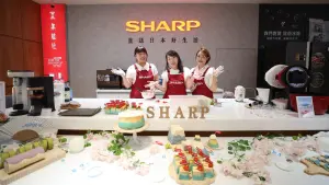 ▲旗艦館引進SHARP COCORO Home，將AI技術融入客廳，打造未來智能生活，館內亦設有情境體驗館、Healsio廚房教室等。（圖／大立百貨提供）