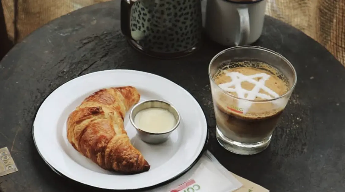 ▲共咖啡來台展店，而越南咖啡歷史悠久，盛產「羅布斯塔」咖啡。（圖／翻攝自官網）