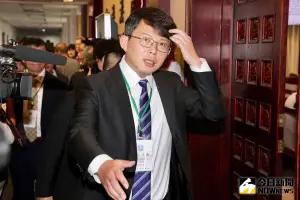 影/大法官尤伯祥再嗆沒答問題 黃國昌反擊:我有回答但你不滿意