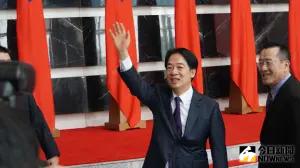 ▲總統賴清德出席將官晉任典禮,向媒體揮手致意。(圖/記者呂炯昌攝,2024.08.08) ▲總統賴清德出席將官晉任典禮,向媒體揮手致意。(圖/記者呂炯昌攝,2024.08.08)