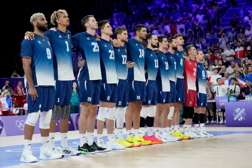 ▲巴黎奧運地主隊法國，在男子排球項目，先後擊敗德國、義大利，闖入金牌戰，即將交手波蘭，有望將金牌留在法國。（圖／美聯社／達志影像）