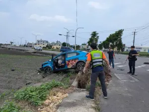 雲林驚傳嚴重車禍！機車、汽車路口碰撞　釀29歲女騎士噴飛命危
