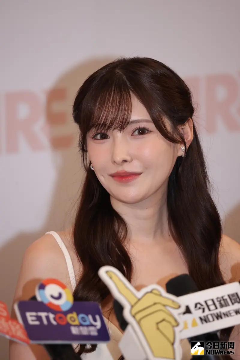 ▲新有菜身高167cm，有「最強美腿」稱號。（圖／記者李政龍攝）