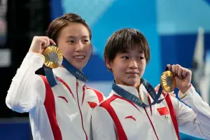 奧運金牌全紅嬋「變成記者殺手」!採訪影片爆紅 已讀亂回趕下班