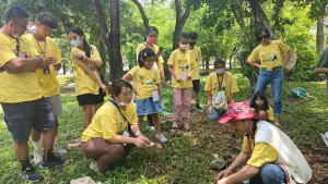 ▲原住民兒童親子夏令營家長們也投入參與，達到親子共學的效益。（圖／高市府原民會提供）