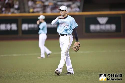 ▲台鋼雄鷹內野手郭阜林直言，自己與年輕選手相比，已經不在球隊未來藍圖，因此必須要打出自己的價值。（圖／記者葉政勳攝 , 資料照）