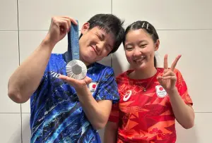 張本智和親妹奪奧運銀牌！發文「4年後一起奪金」秒刪　粉絲心疼
