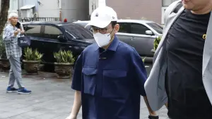 快訊/黃子佼涉持未成年性影像!低調現身北院開庭 全程不發一語