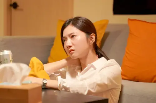 今日娛樂看點／豆花妹被坦克撞傷勢曝光、謝京穎懷雙胞胎書偉當爸
