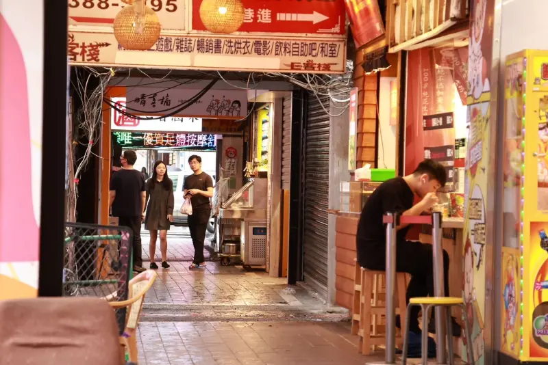 騎樓是一樓住戶的嗎？政府公開產權「5規定」：違規最重罰2400元